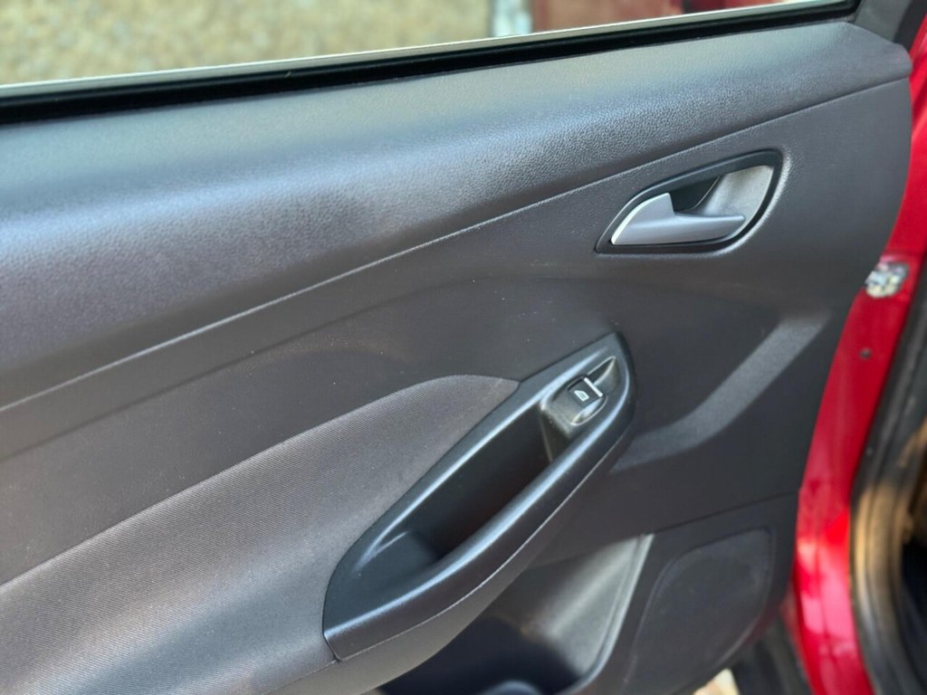 Used Ford Focus 2017 for sale - 77953127: Photo 36