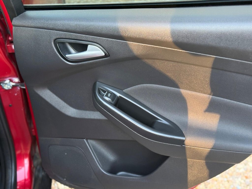 Used Ford Focus 2017 for sale - 77953127: Photo 37