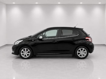 Used Peugeot 208 2015 for sale - 78967913: Photo