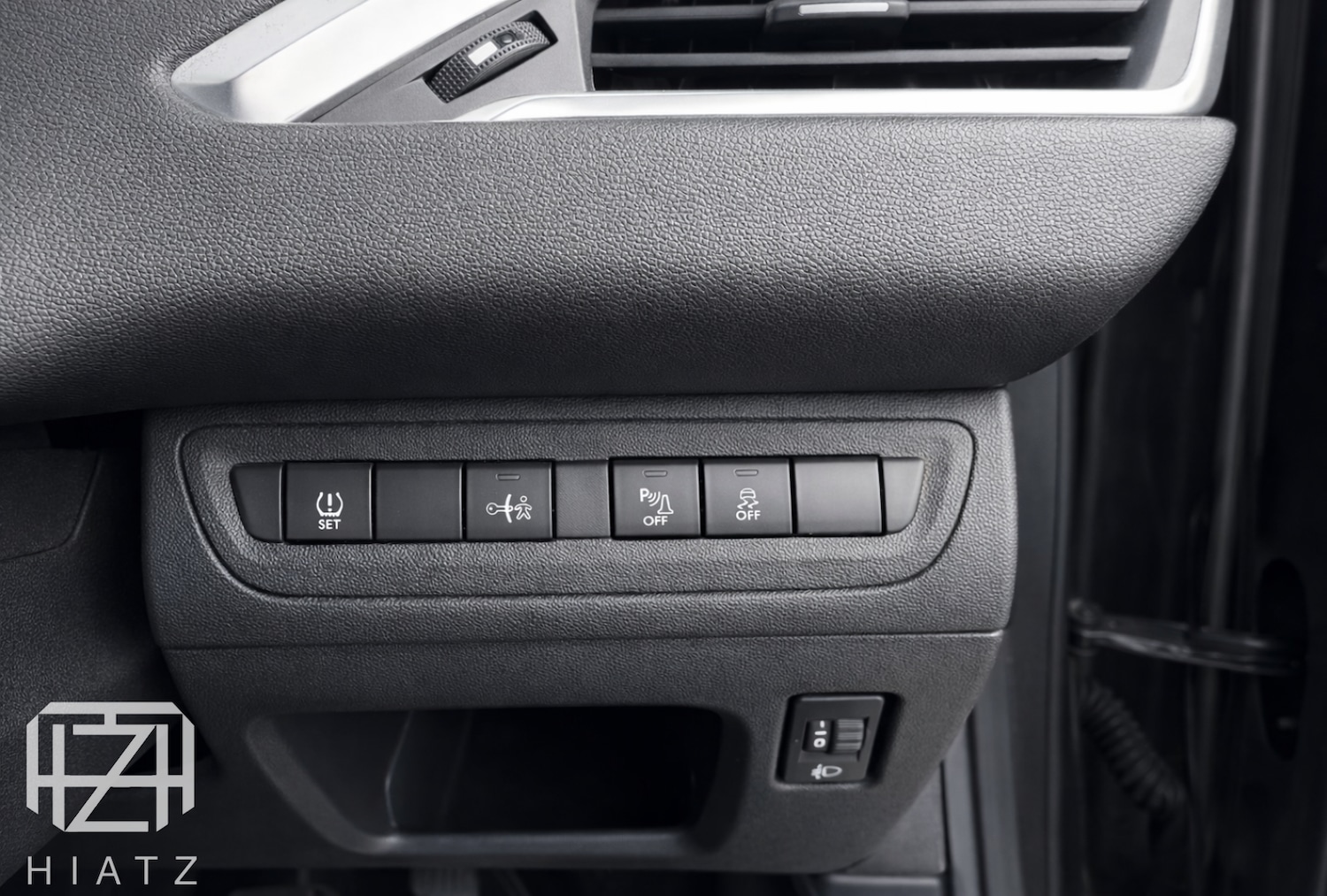 Used Peugeot 208 2015 for sale - 78081542: Photo 14