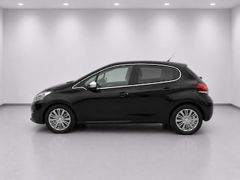 Used Peugeot 208 2017 for sale - 78967949: Photo