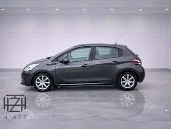 Used Peugeot 208 2013 for sale - 77409941: Photo