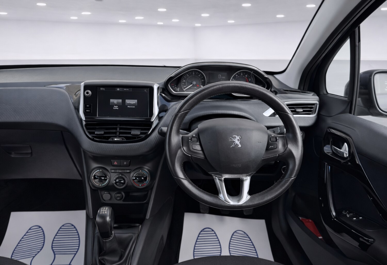 Used Peugeot 208 2017 for sale - 78081552: Photo 13