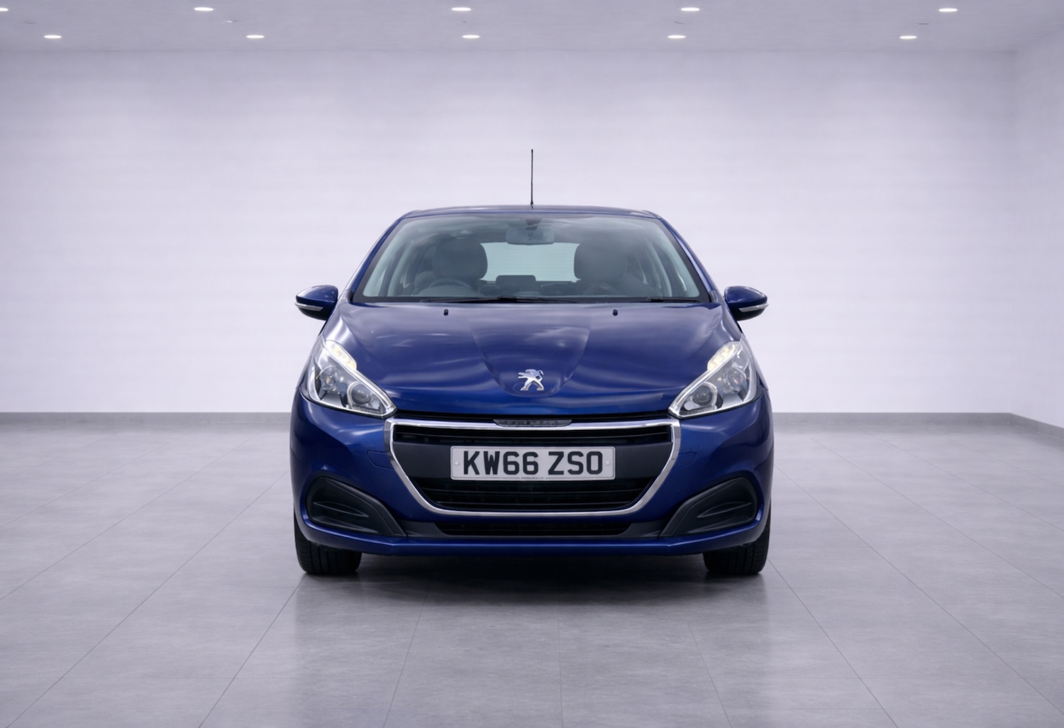 Used Peugeot 208 2017 for sale - 78081552: Photo 2