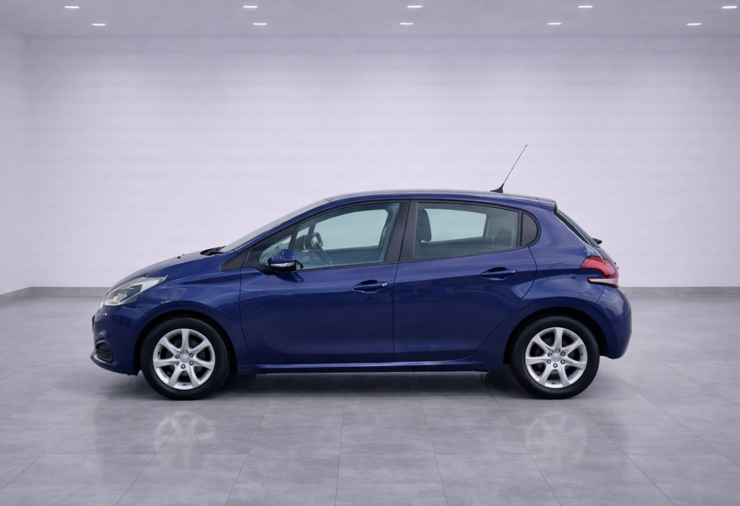 Used Peugeot 208 2017 for sale - 78081552: Photo 4