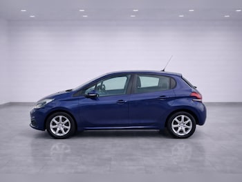 Used Peugeot 208 2017 for sale - 78081552: Photo
