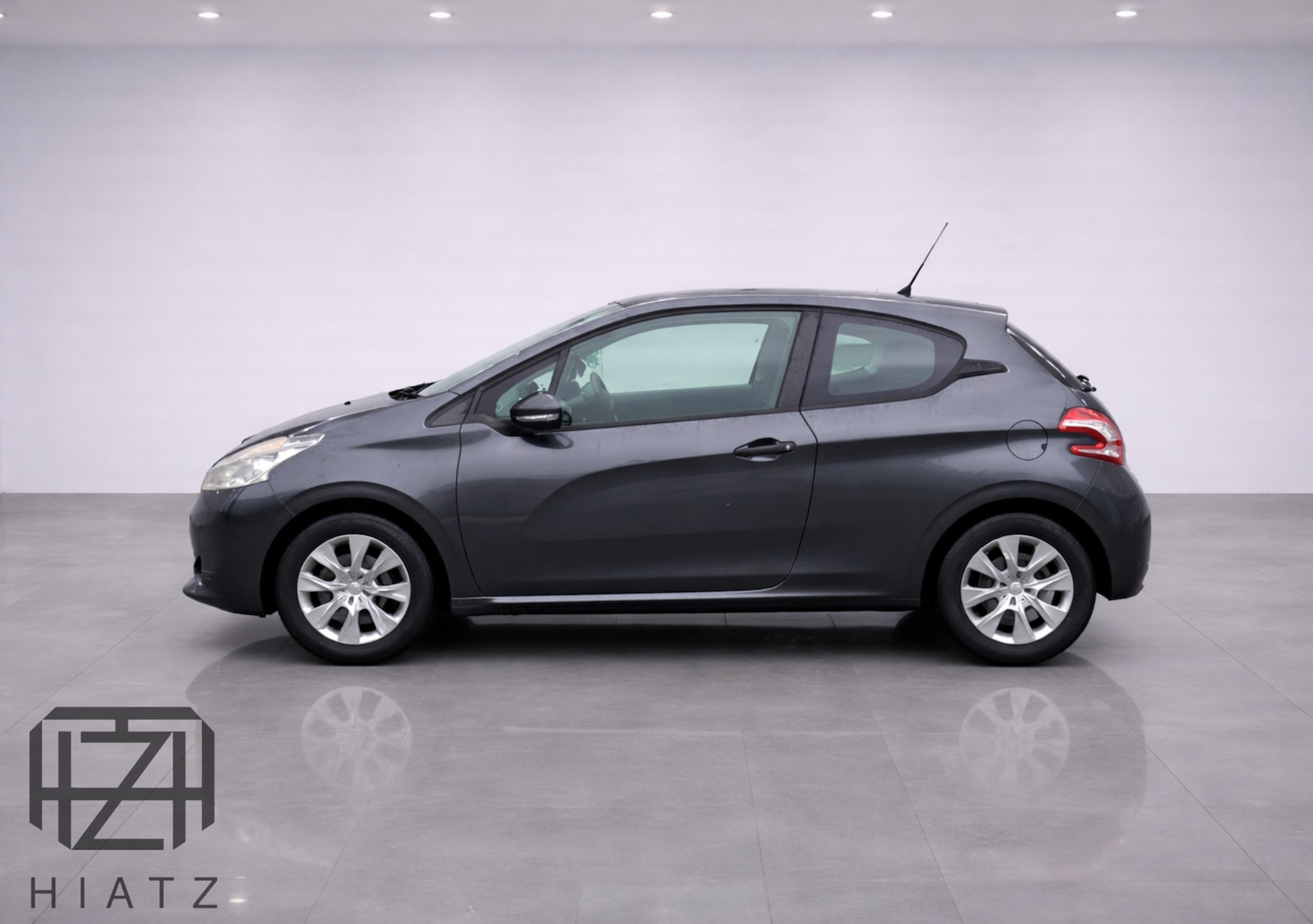 Used Peugeot 208 2013 for sale - 77364069: Photo 4