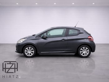 Used Peugeot 208 2013 for sale - 77364069: Photo