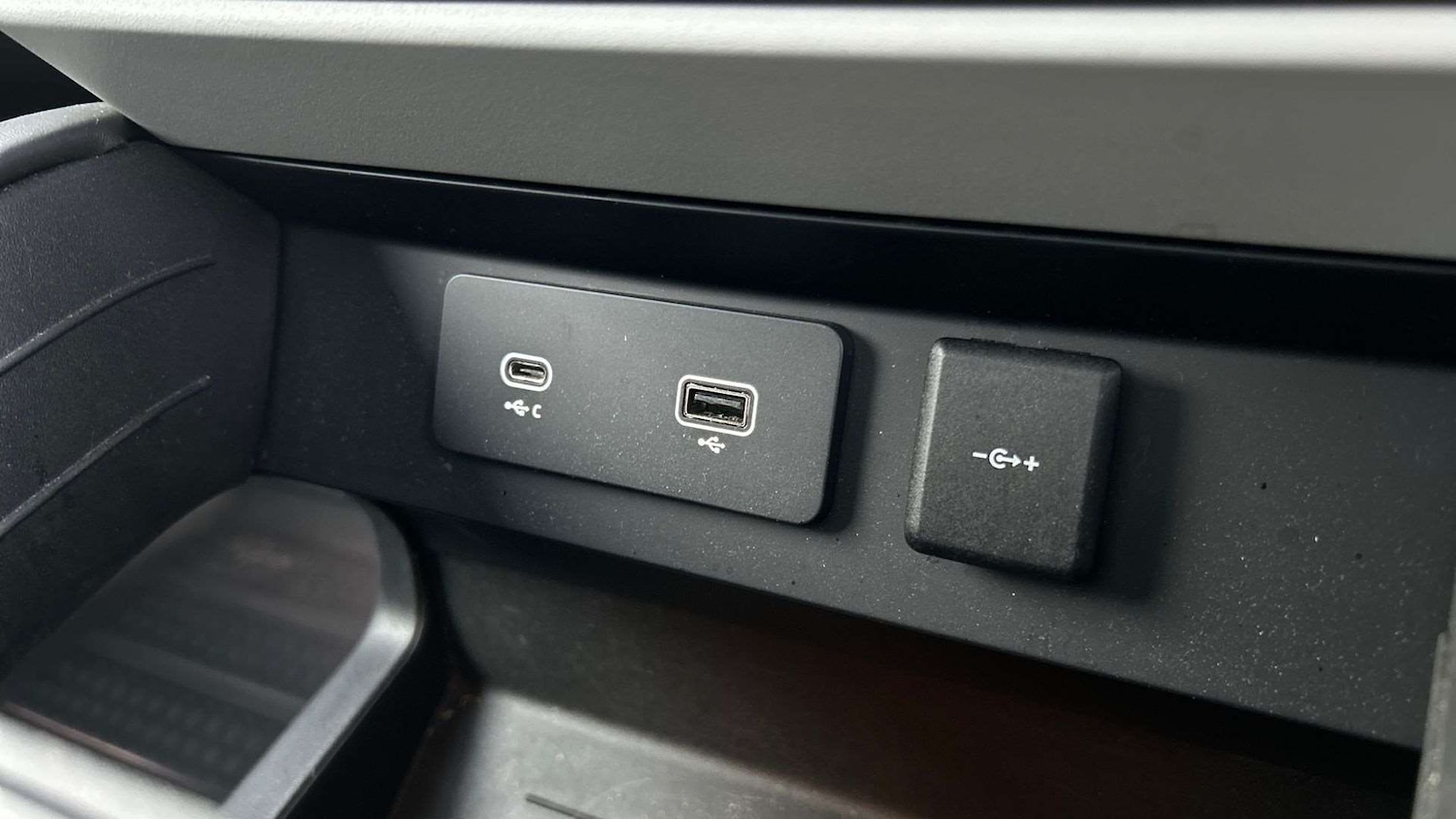 Used Land Rover Defender 2022 for sale - 77068548: Photo 35