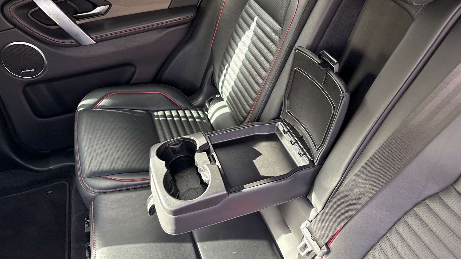 Used Land Rover Discovery Sport 2020 for sale - 76045223: Photo 34