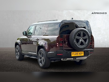 Used Land Rover Defender 2025 for sale - 75218206: Photo