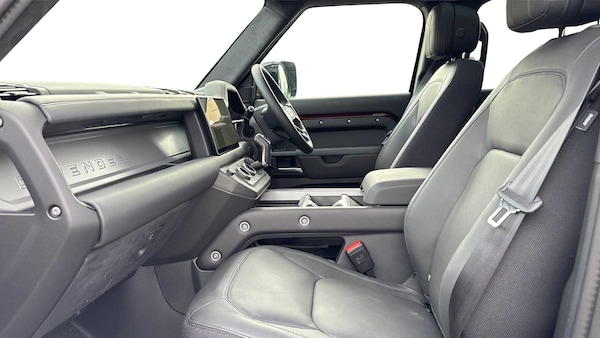 Used Land Rover Defender 2025 for sale - 75218206: Photo 3