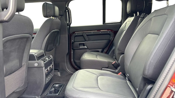 Used Land Rover Defender 2025 for sale - 75218206: Photo 4