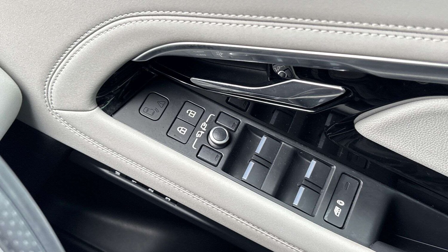 Used Land Rover Range Rover Evoque 2022 for sale - 78089559: Photo 24