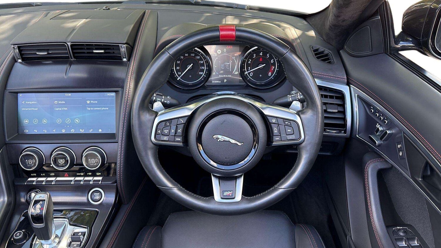 Used Jaguar F-Type 2019 for sale - 75845913: Photo 15