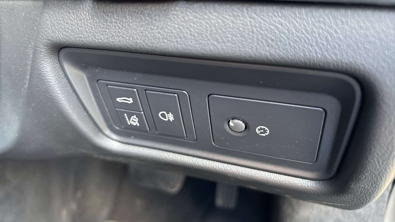 Used Jaguar F-Type 2019 for sale - 75845913: Photo 27