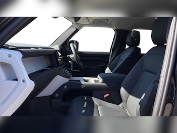 Used Land Rover Defender 2024 for sale - 75218546: Photo