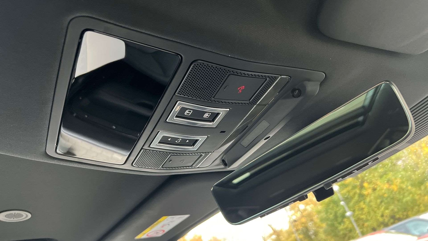 Used Land Rover Defender 2024 for sale - 78052535: Photo 23