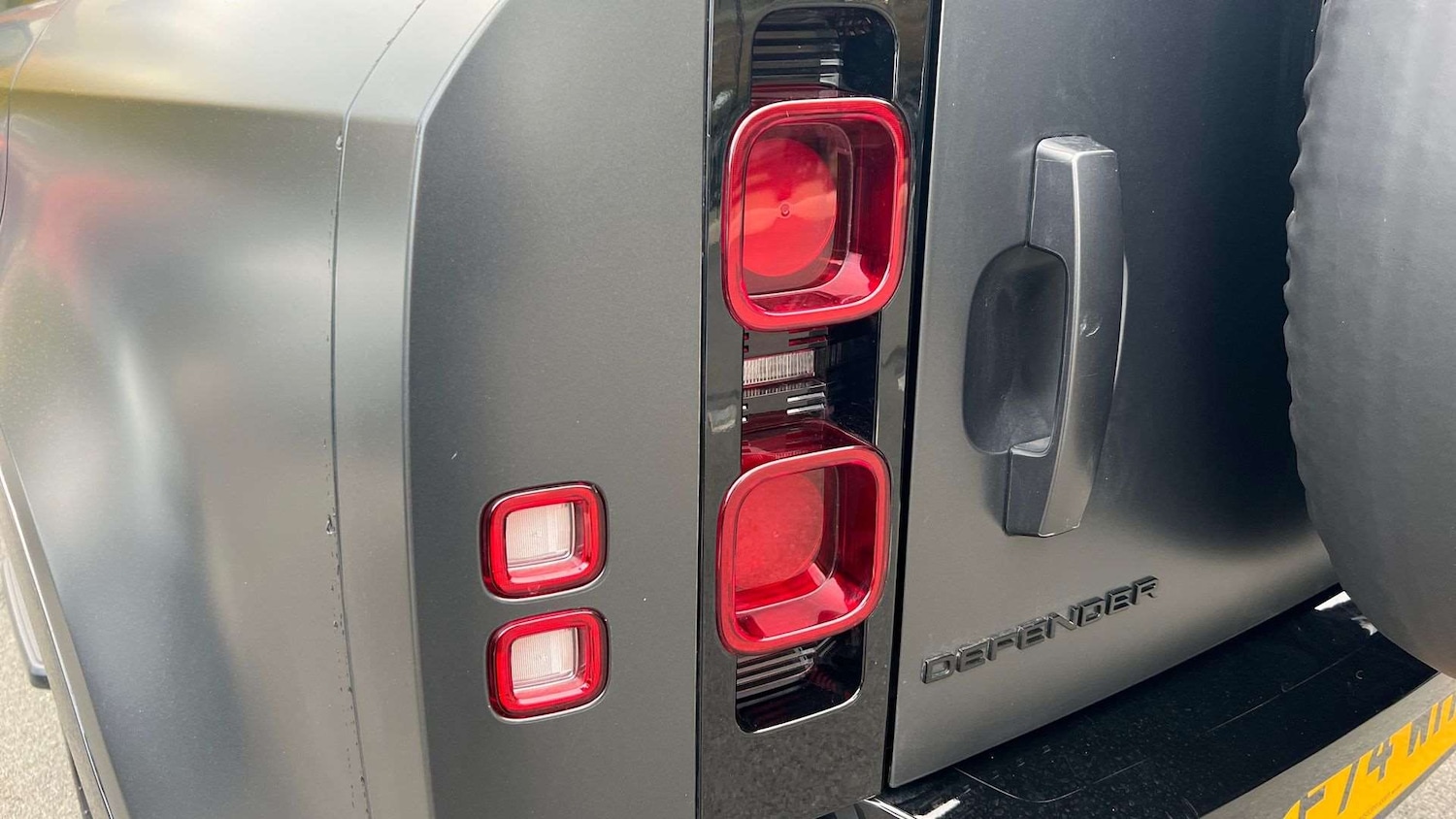 Used Land Rover Defender 2024 for sale - 78052535: Photo 26