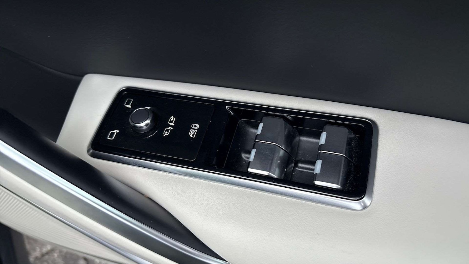 Used Jaguar F-Pace 2024 for sale - 76842798: Photo 25