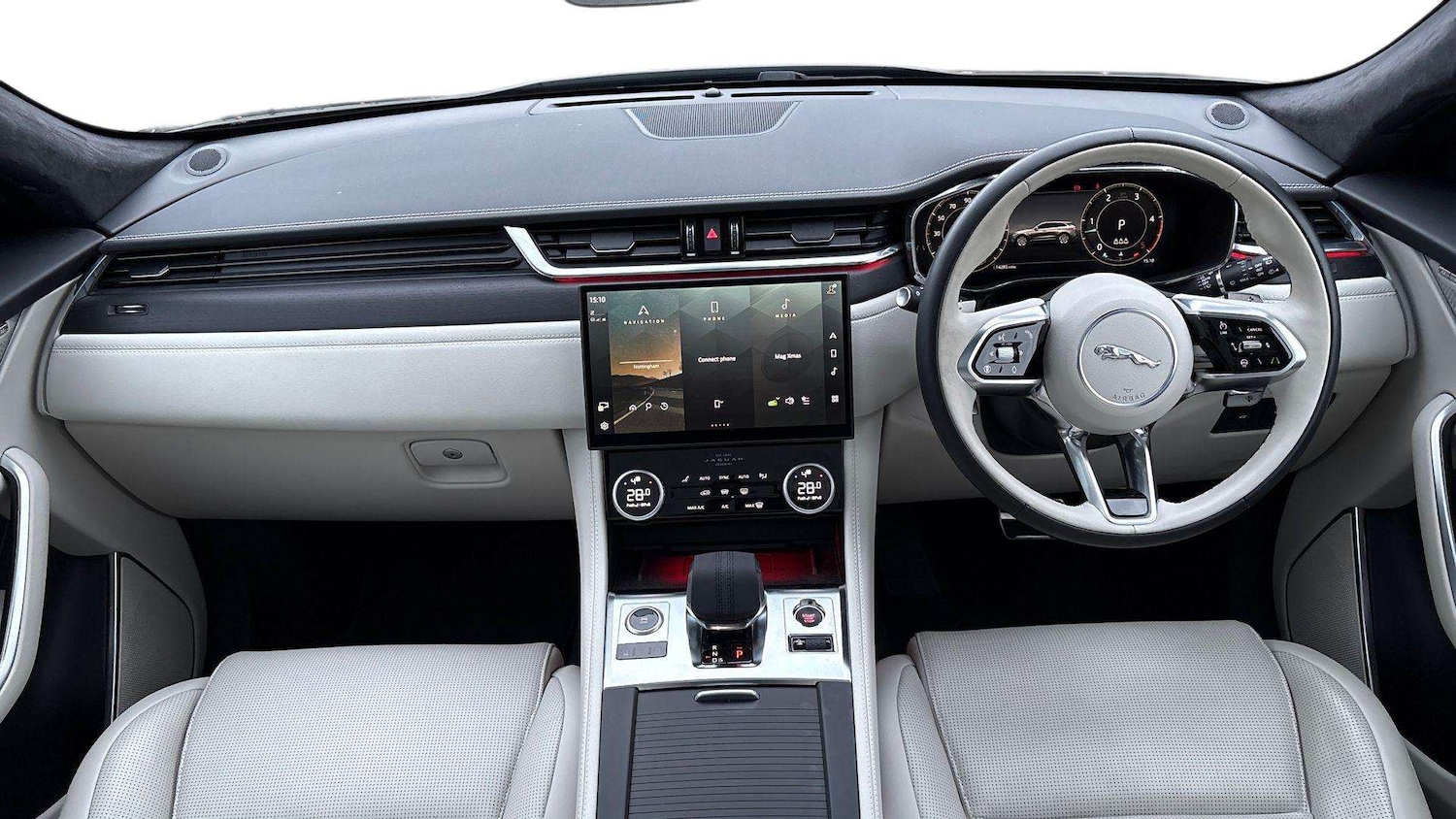 Used Jaguar F-Pace 2024 for sale - 76842798: Photo 9