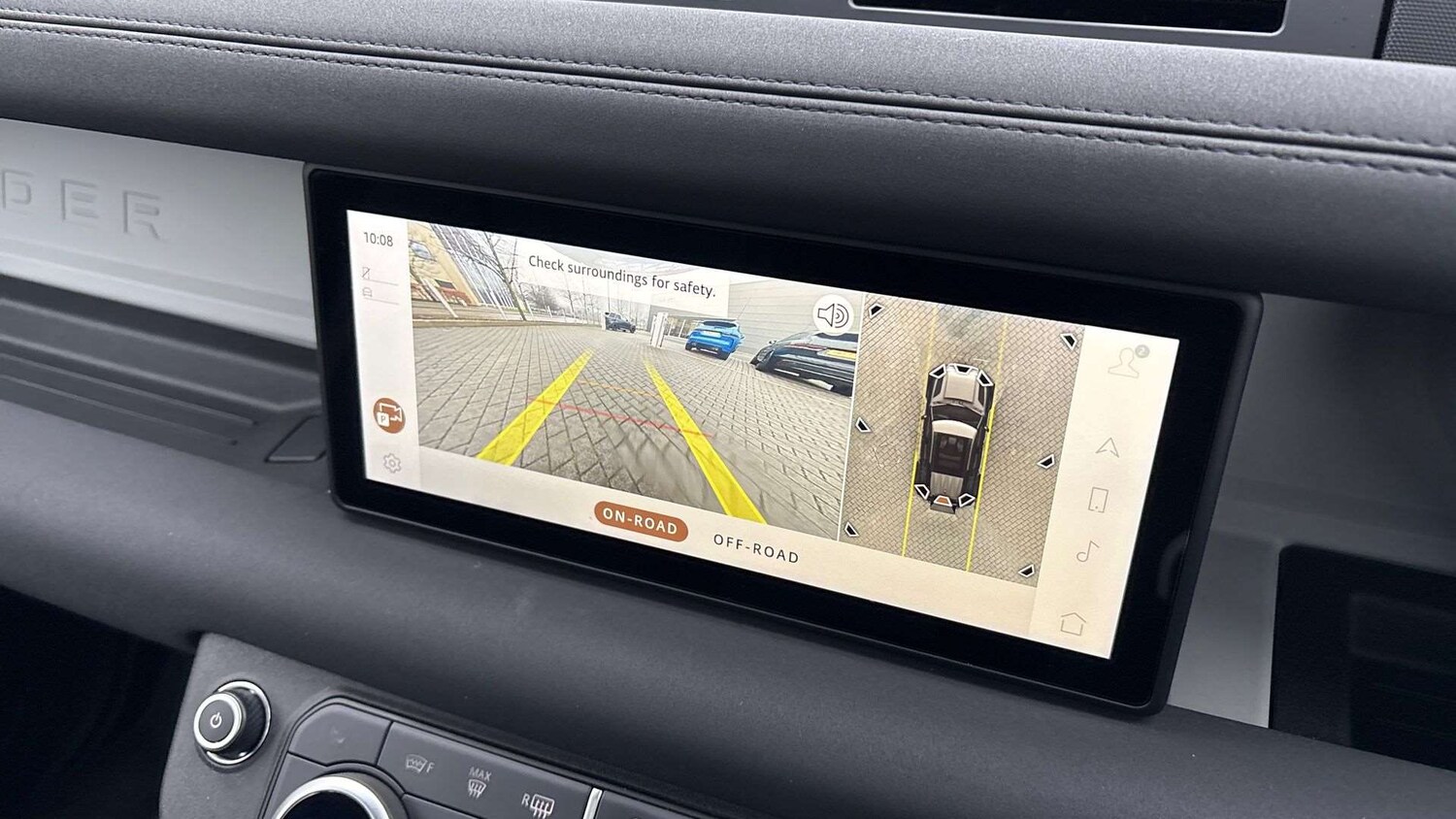 Used Land Rover Defender 2022 for sale - 77397835: Photo 12