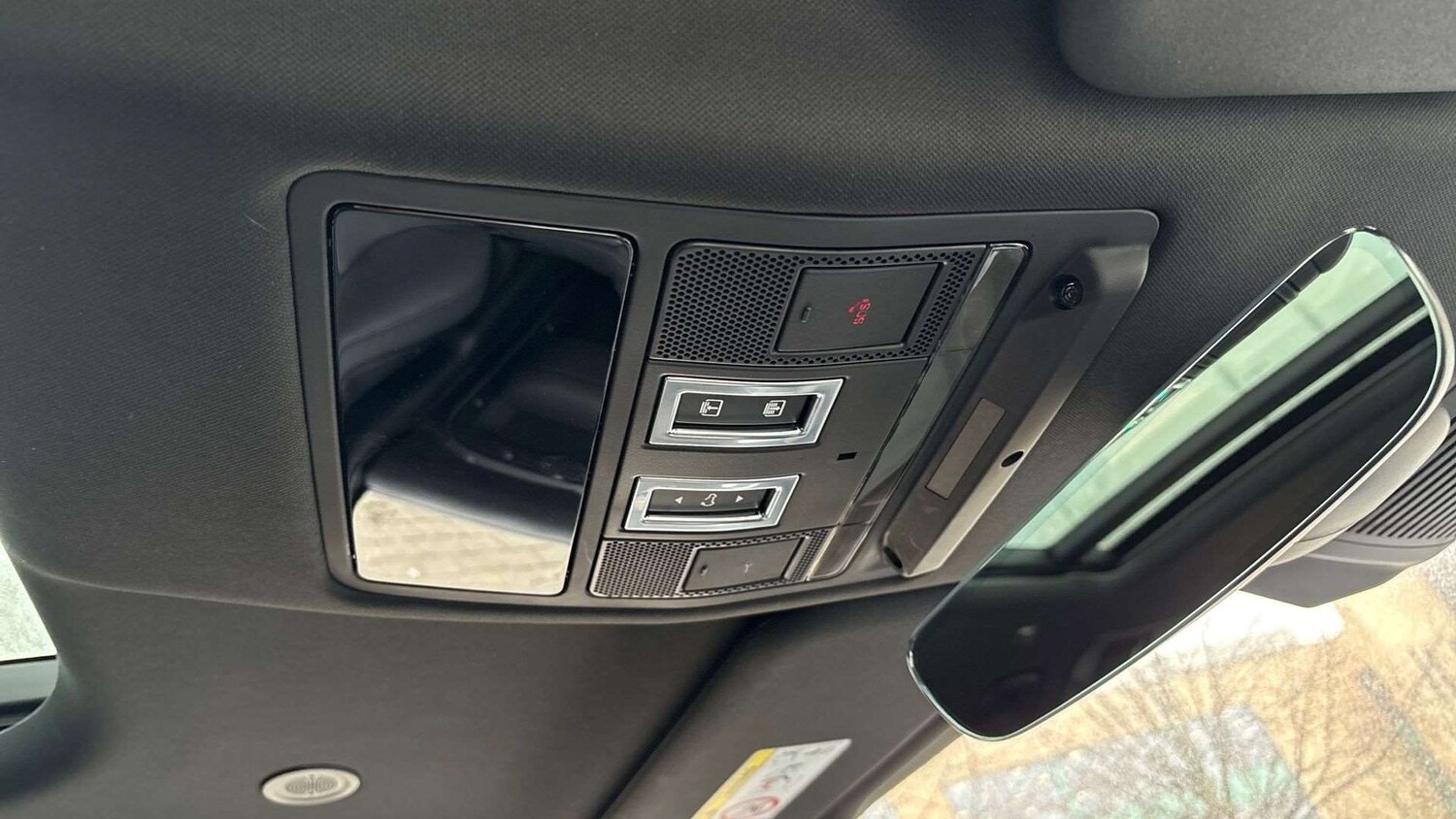 Used Land Rover Defender 2022 for sale - 77397835: Photo 23