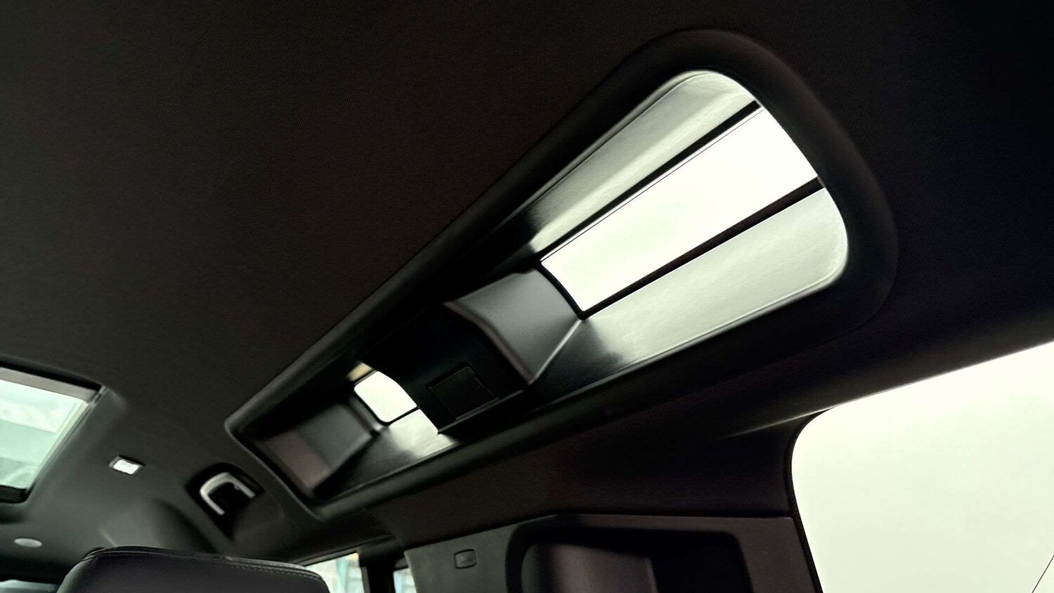 Used Land Rover Defender 2022 for sale - 77397835: Photo 35