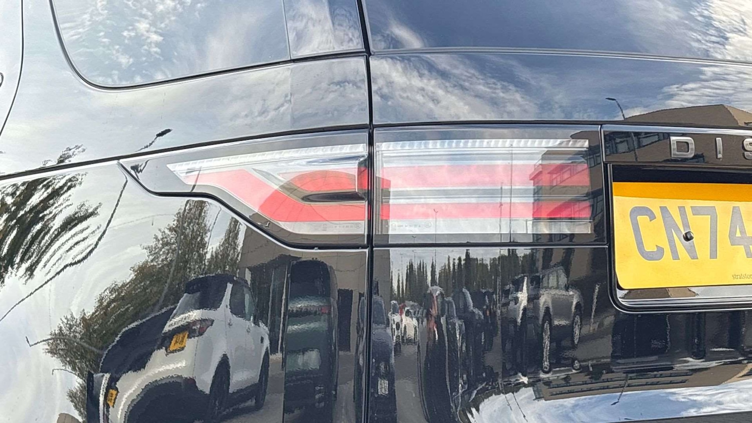 Used Land Rover Discovery 2024 for sale - 76100637: Photo 19