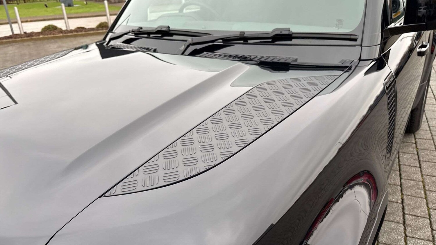 Used Land Rover Defender 110 2025 for sale - 77257183: Photo 28