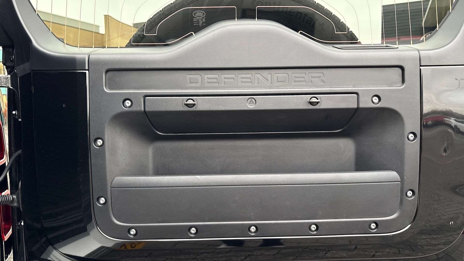 Used Land Rover Defender 110 2025 for sale - 77257183: Photo 33