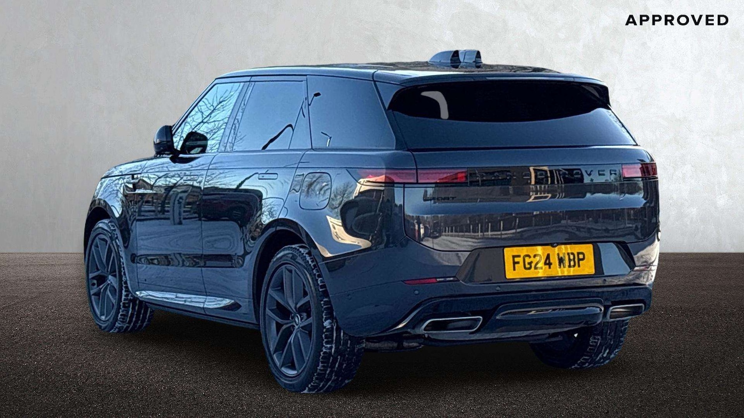 Used Land Rover Range Rover Sport 2024 for sale - 77099569: Photo 2