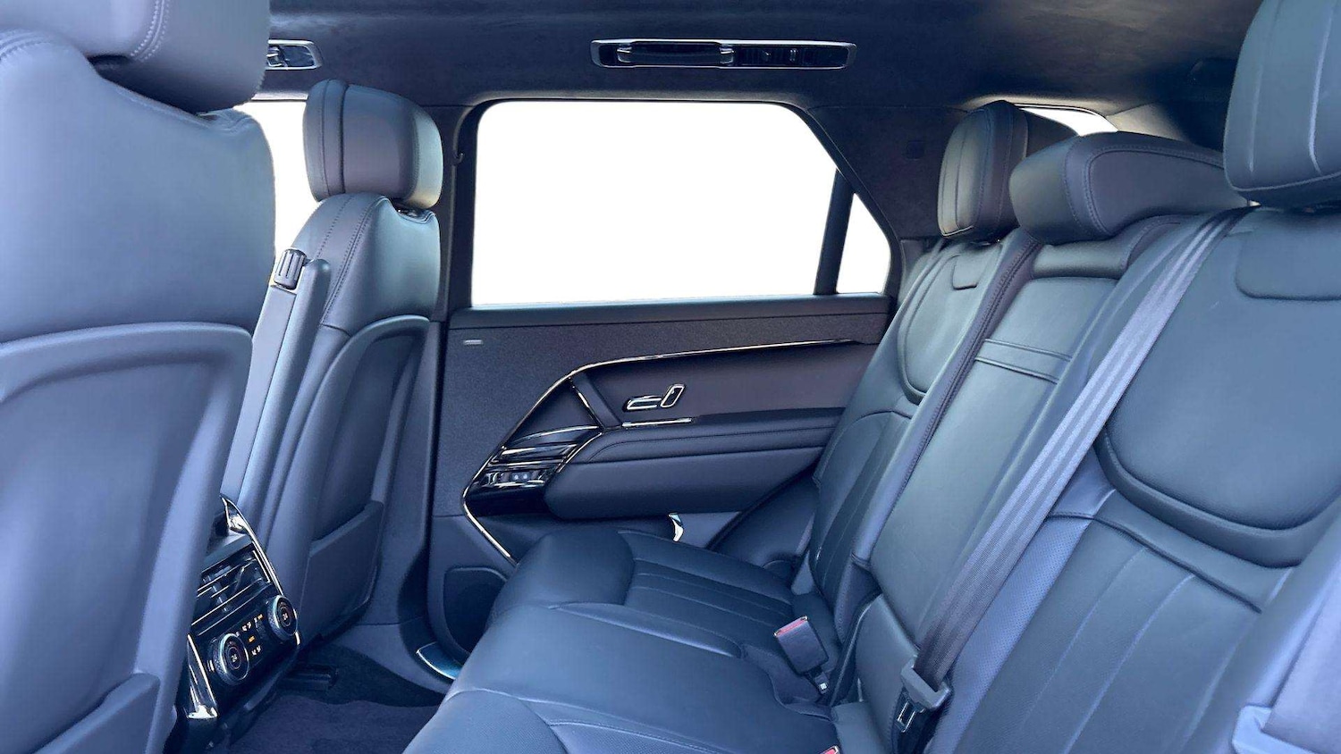 Used Land Rover Range Rover Sport 2024 for sale - 77099569: Photo 4