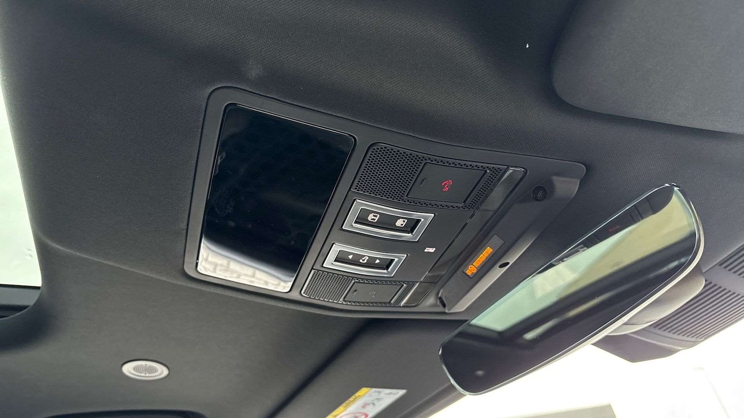 Used Land Rover Defender 2025 for sale - 76488142: Photo 23