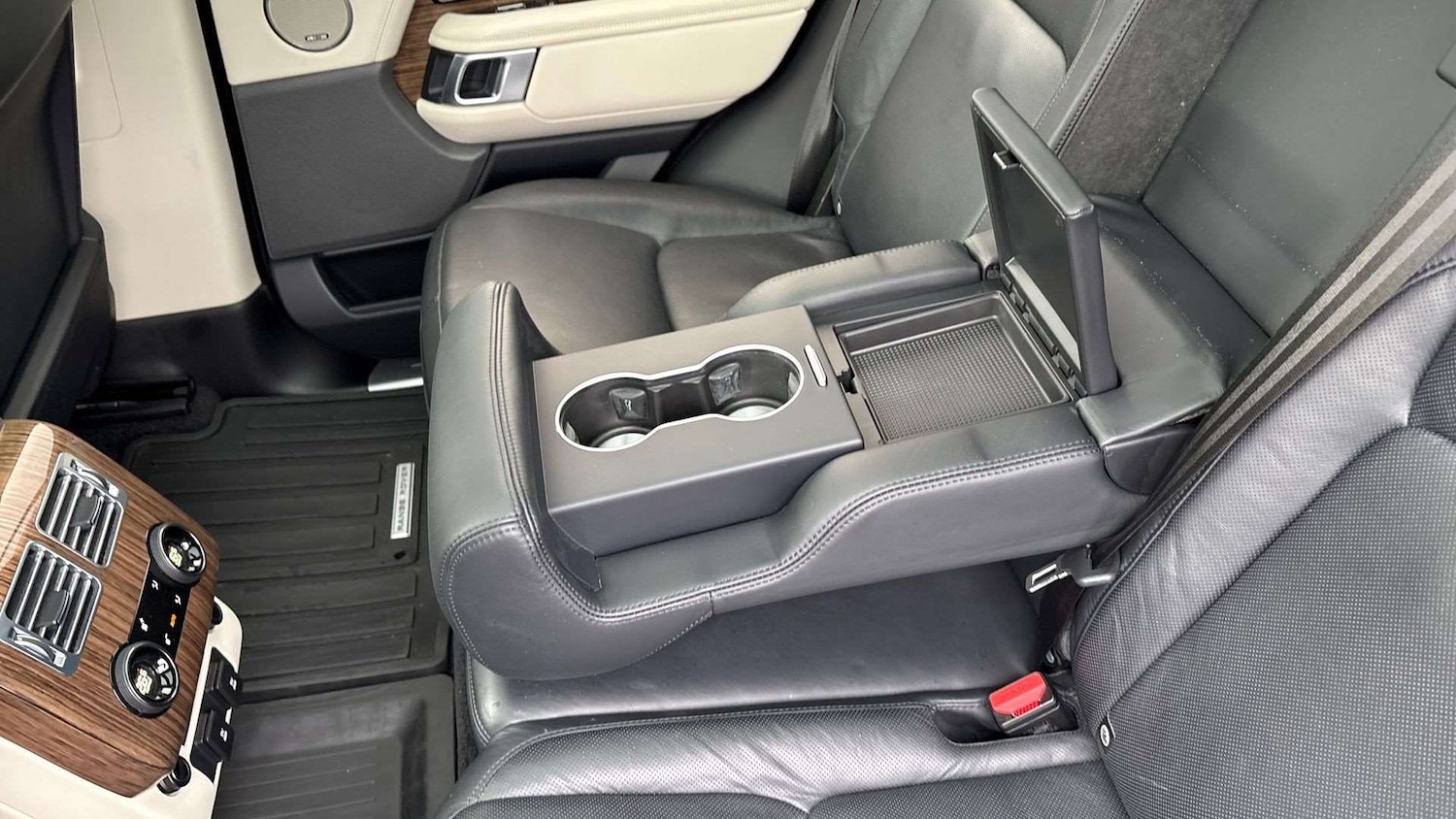 Used Land Rover Range Rover 2018 for sale - 76856943: Photo 29