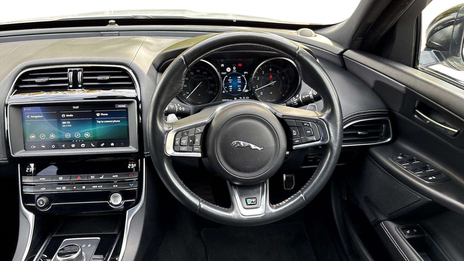 Used Jaguar XE for sale - 76100623: Photo 15