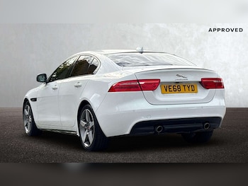 Used Jaguar XE for sale - 76100623: Photo 2