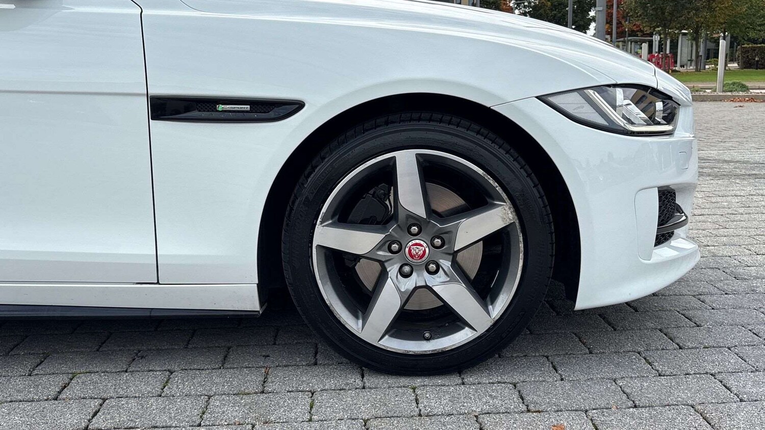 Used Jaguar XE for sale - 76100623: Photo 8