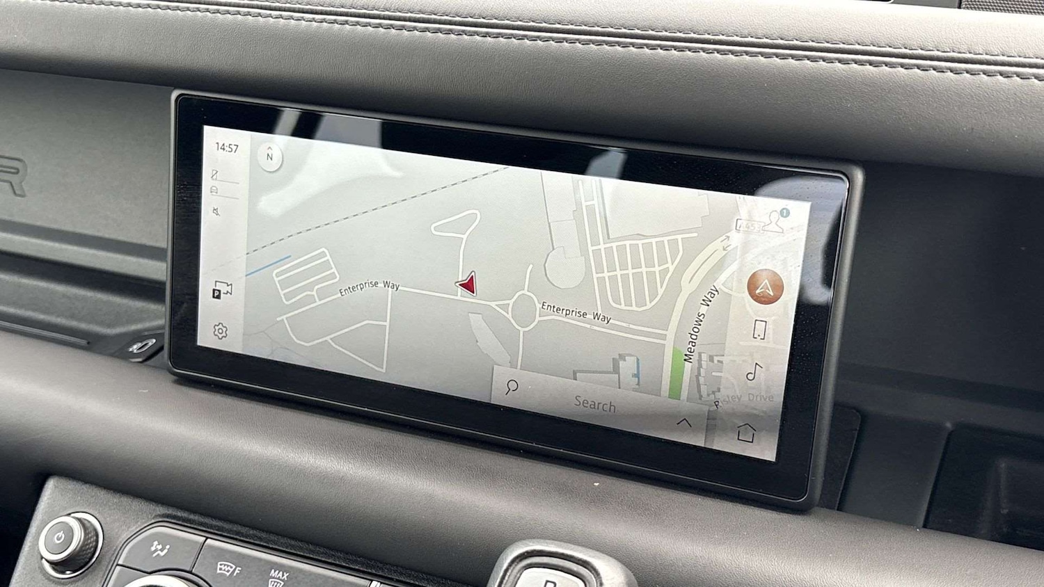 Used Land Rover Defender 2021 for sale - 75293756: Photo 11