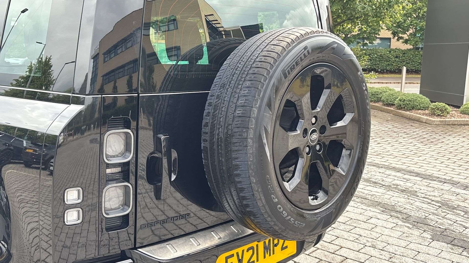 Used Land Rover Defender 2021 for sale - 75293756: Photo 31