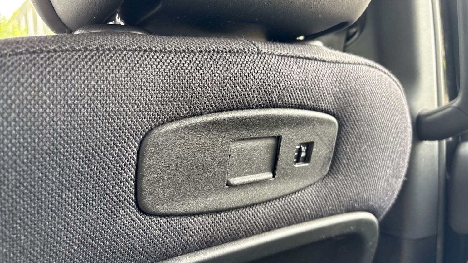 Used Land Rover Defender 2021 for sale - 75293756: Photo 33