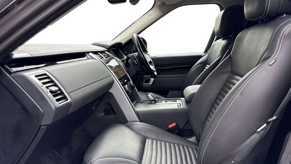 Used Land Rover Discovery 2021 for sale - 75672858: Photo 3