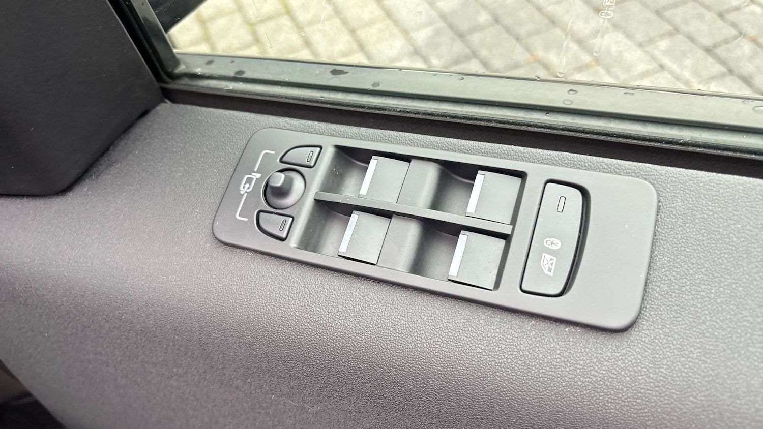 Used Land Rover Discovery Sport 2025 for sale - 76488172: Photo 25