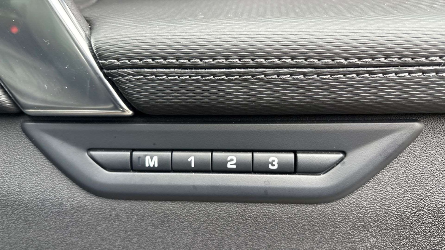 Used Land Rover Discovery Sport 2025 for sale - 76488172: Photo 33