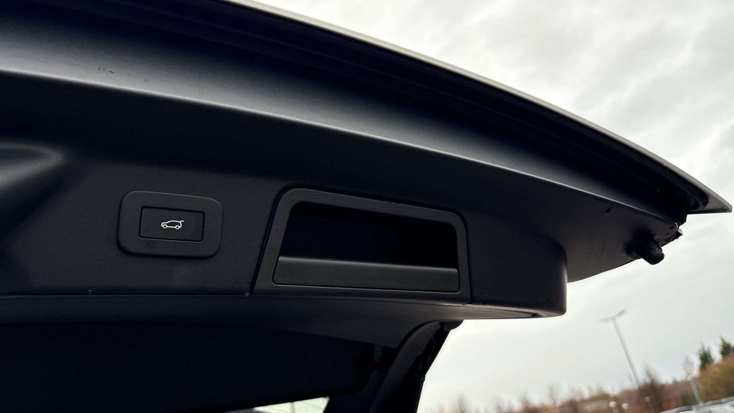 Used Land Rover Range Rover Velar 2024 for sale - 76889831: Photo 34