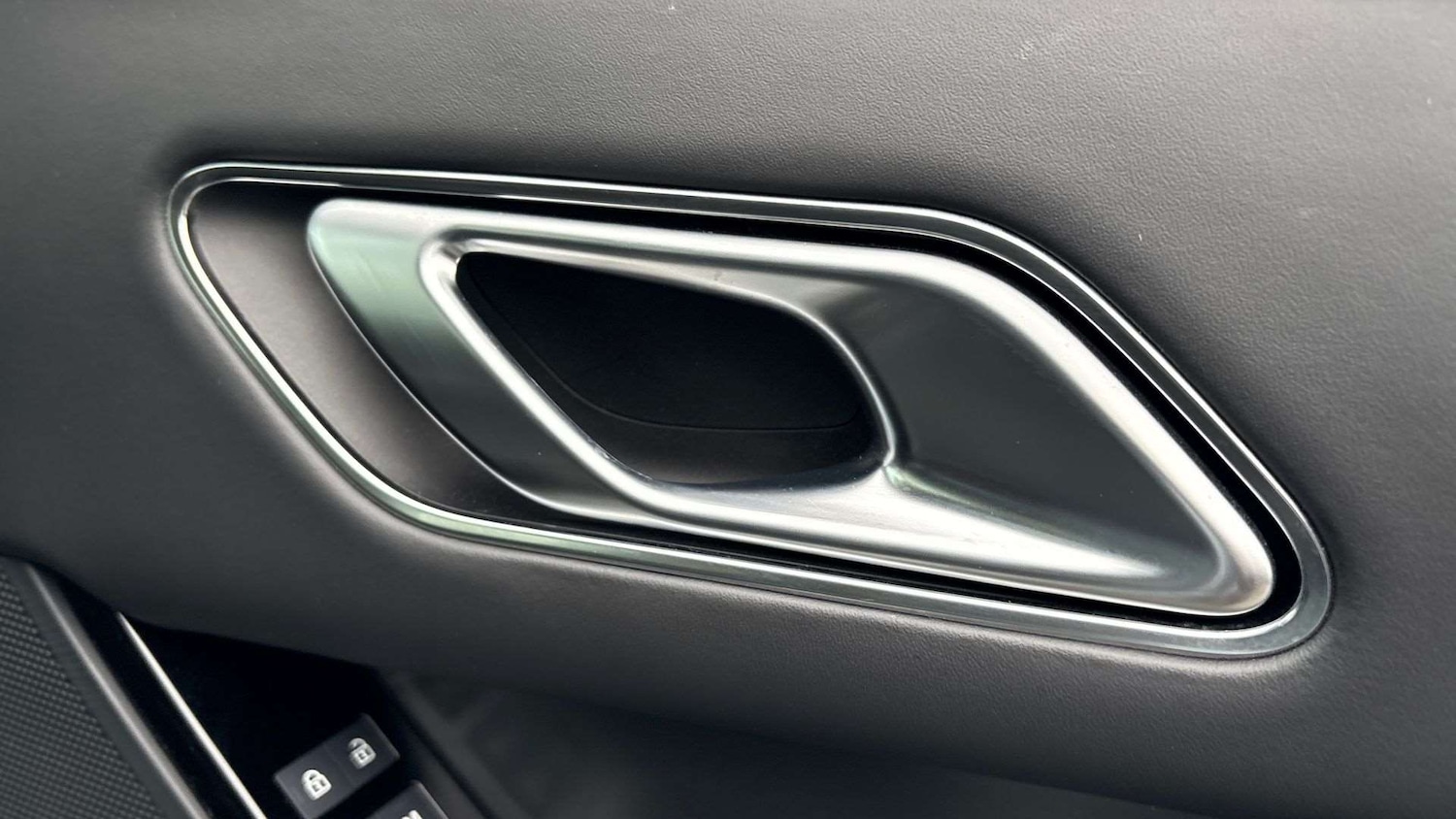 Used Land Rover Range Rover Velar 2024 for sale - 76889831: Photo 35