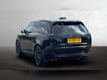 Used Land Rover Range Rover 2025 for sale - 77032223: Photo