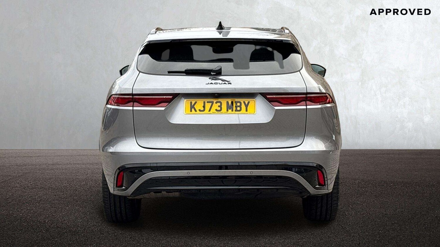 Used Jaguar F-Pace 2024 for sale - 76732254: Photo 6