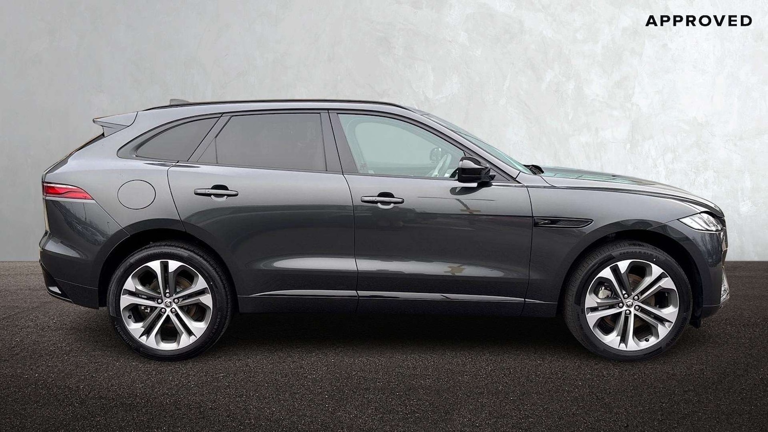 Used Jaguar F-Pace 2024 for sale - 77514388: Photo 5