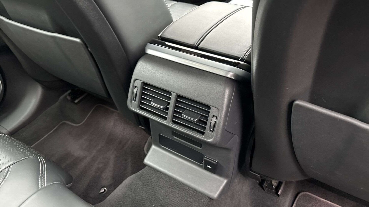 Used Land Rover Range Rover Velar 2021 for sale - 76170013: Photo 18